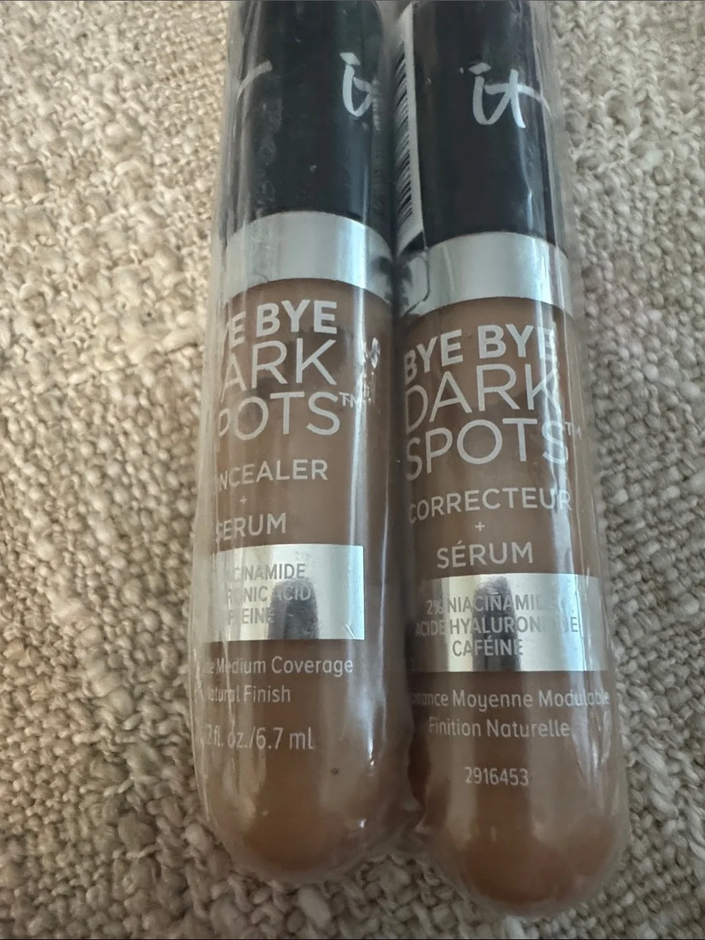 it cosmetics Bye Bye Dark Spots Concealer + Serum — Medium Brown Duo
